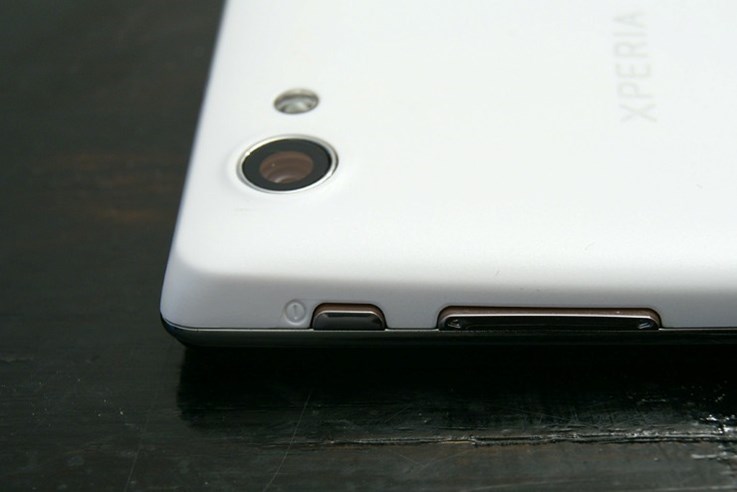 Sony Xperia J (11).jpg